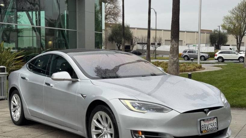 TESLA MODEL S 2017 5YJSA1E26HF224358 image